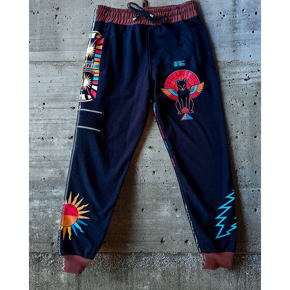 Catz Joggers – NomadicMovement