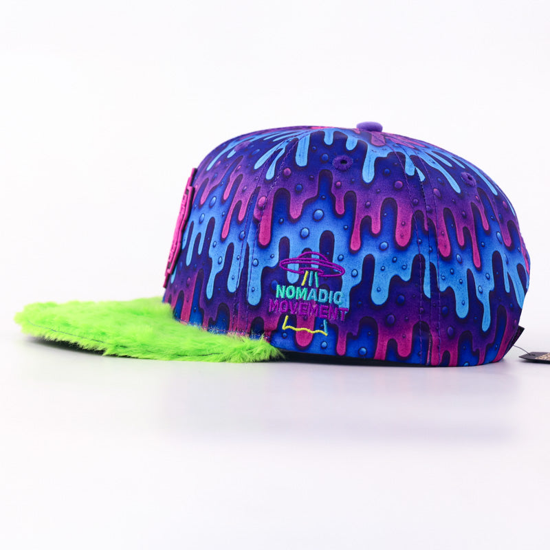 Gak Attach Snapback – NomadicMovement