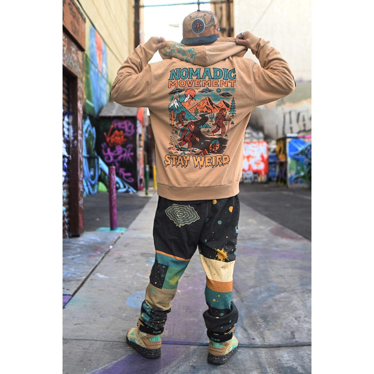 Nomadic Encounter Hoodie – NomadicMovement
