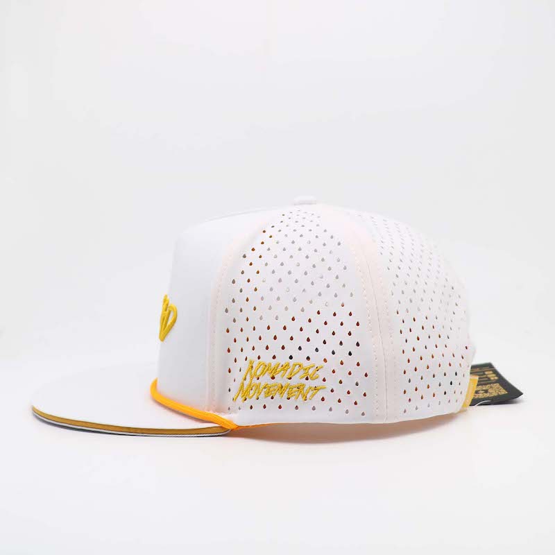 Nomad Luxe Waterproof Snap Back – NomadicMovement