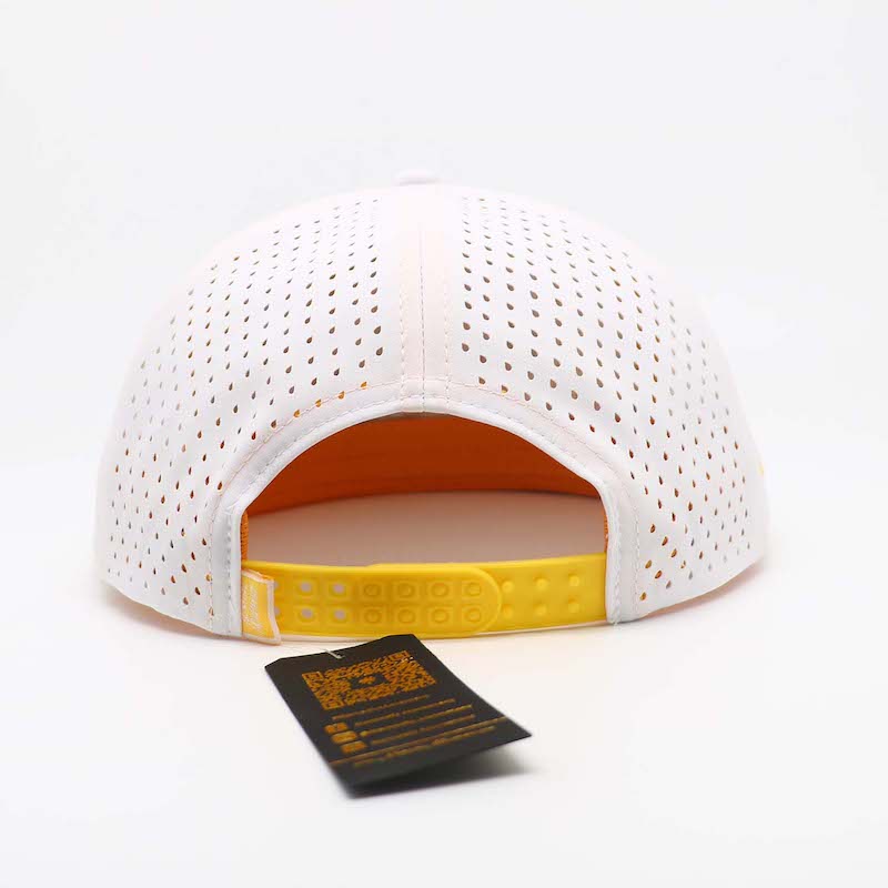 Nomad Luxe Waterproof Snap Back – NomadicMovement